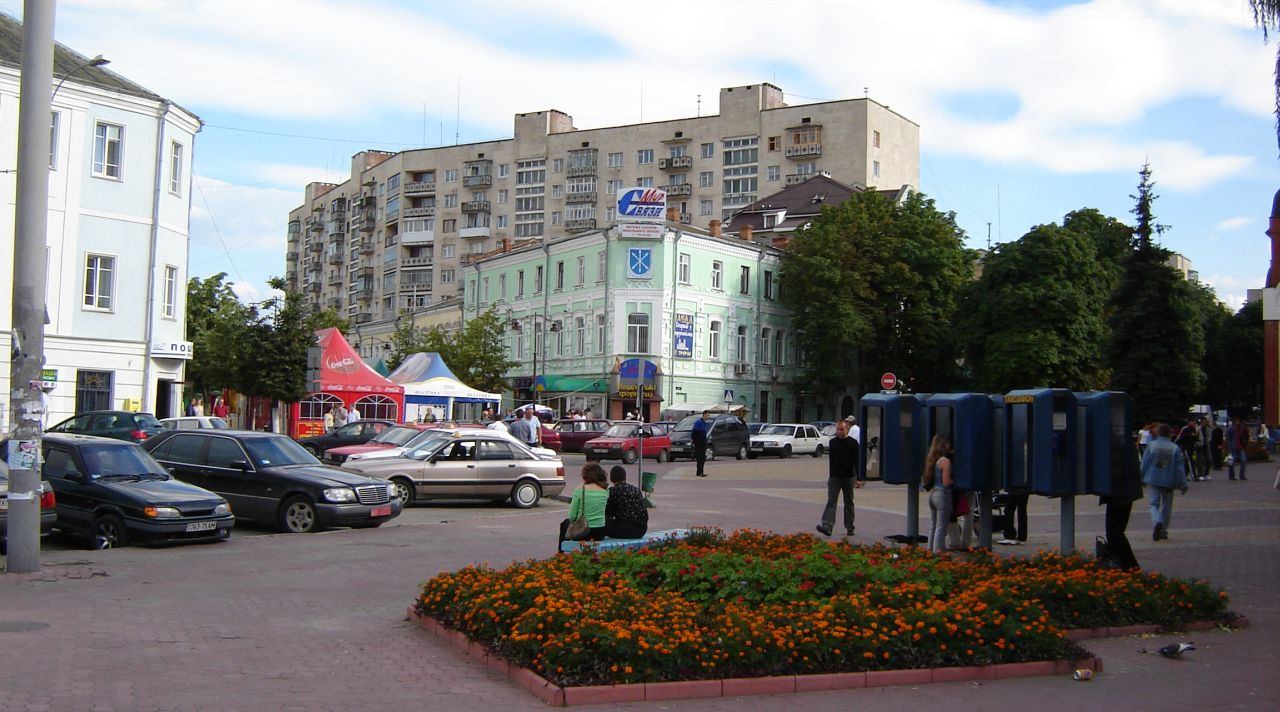 Початок вулиці Проскурівської в Хмельницькому